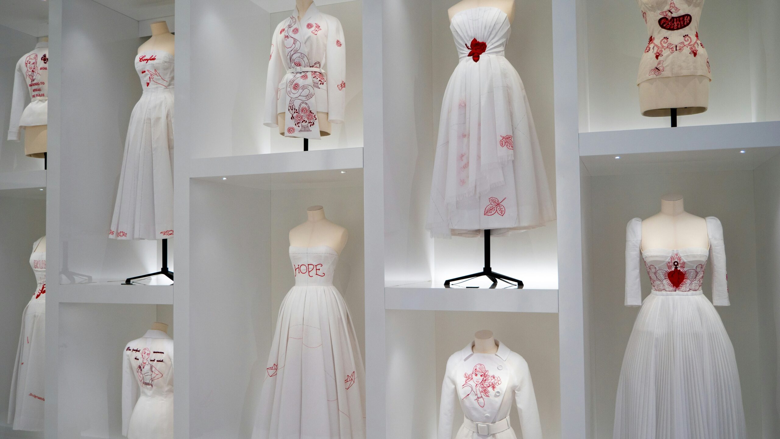 top 10 fashion designers in New York best fashion designers in New York top clothing designers in New York famous fashion designers from New York leading fashion designers in New York local fashion designers in New York top emerging designers in New York independent fashion designers in New York