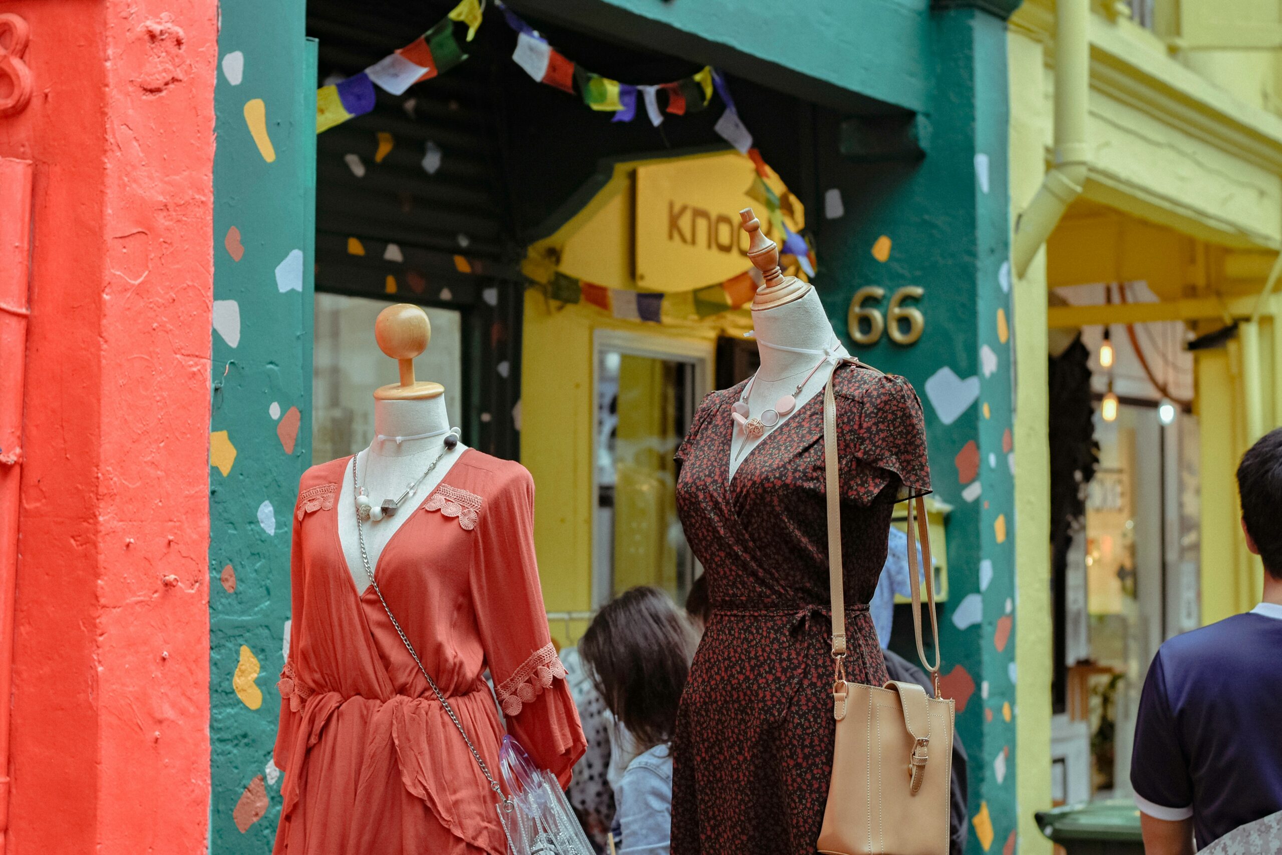 top 10 fashion designers in Iowa best fashion designers in Iowa top clothing designers in Iowa famous fashion designers from Iowa leading fashion designers in Iowa local fashion designers in Iowa top emerging designers in Iowa independent fashion designers in Iowa